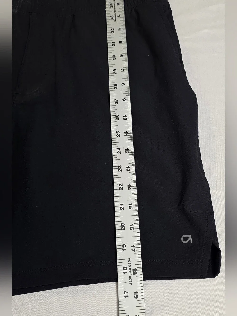GAP Fit Mens Size Large Active Black Athletic Shorts with Elastic Waist